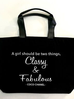 RARE New With Tags LA Trading Co      C o c o  C h a n e l Classy Fabulous Tote